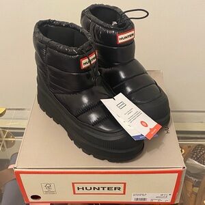 Hunter women Shiny Black Snow Boots